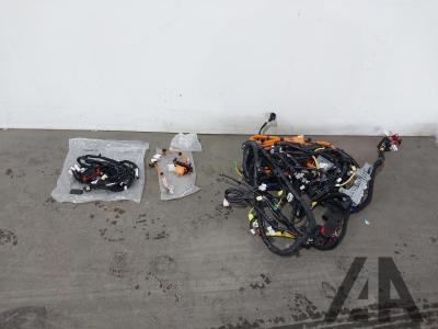 Image of 2024 HYUNDAI TUCSON T-GDI WIRING LOOM EXTENTION WIRE &ampamp CONNECTOR TO ONBOARD CHARGER