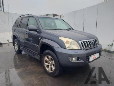 Image of 2005 TOYOTA LAND CRUISER LC4 8-SEATS D-4D 2982cc TURBO DIESEL AUTOMATIC 5 Speed 5 DOOR ESTATE