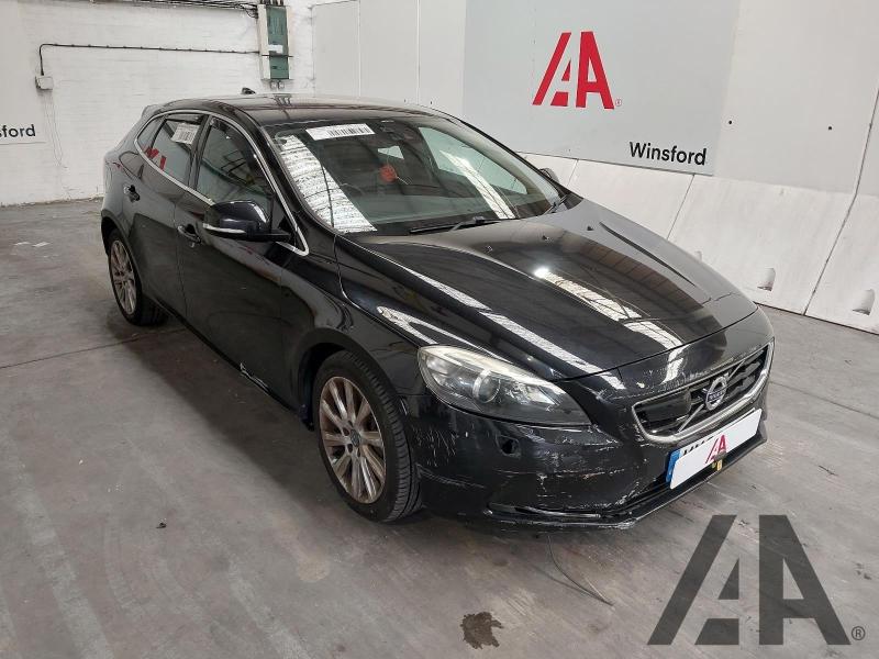 2013 VOLVO V40 D3 SE LUX NAV 1984cc TURBO DIESEL AUTOMATIC 6 Speed 5 DOOR HATCHBACK