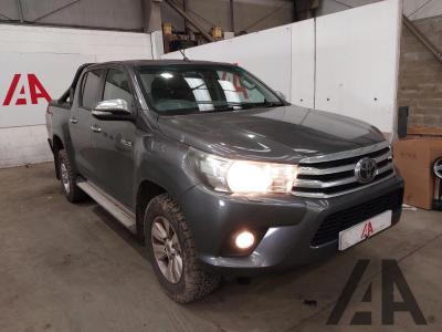 Image of 2017 TOYOTA HI-LUX ICON 4WD D-4D DCB TSS 2393cc TURBO DIESEL MANUAL PICK UP