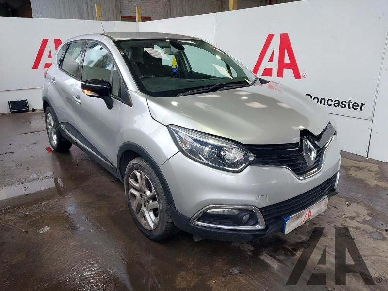 2015 RENAULT CAPTUR DYNAMIQUE NAV TCE 898cc TURBO PETROL MANUAL 5 Speed 5 DOOR HATCHBACK