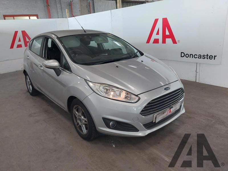 2014 FORD FIESTA ZETEC TDCI 1499cc TURBO DIESEL MANUAL 5 Speed 5 DOOR HATCHBACK