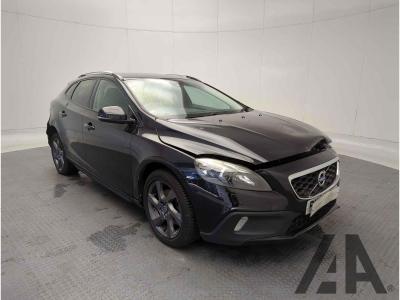 Image of 2013 VOLVO V40 D2 CROSS COUNTRY LUX 1560cc TURBO DIESEL AUTOMATIC 6 Speed 5 DOOR HATCHBACK