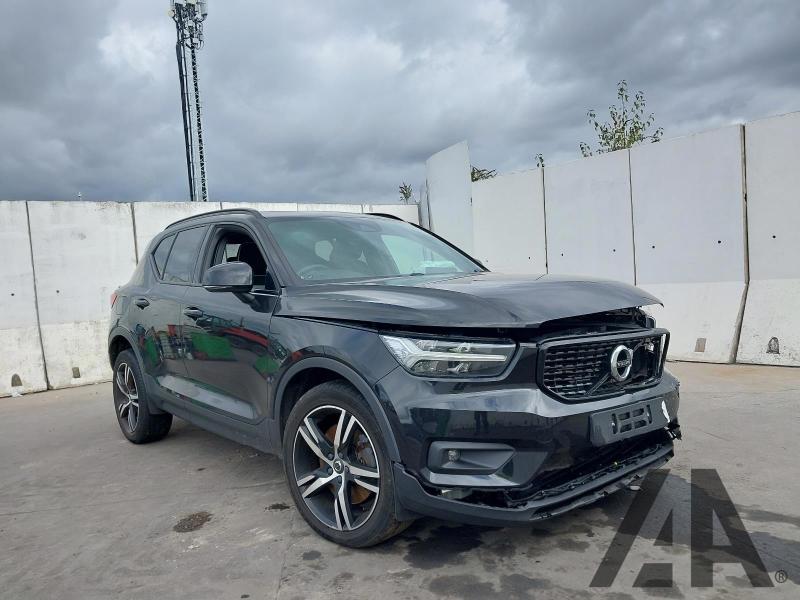 2020 VOLVO XC40 RECHARGE T5 R-DESIGN 1477cc TURBO PETROL/ELECTRIC SEMI AUTO 5 DOOR ESTATE