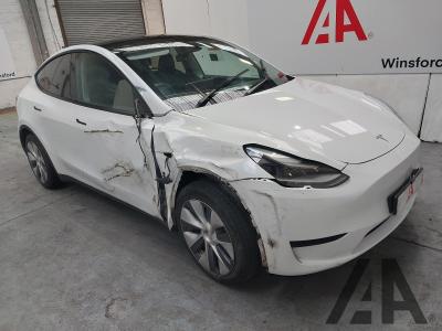 2024 TESLA MODEL Y BASE ELECTRIC DIRECT DRIVE 5 DOOR MPV