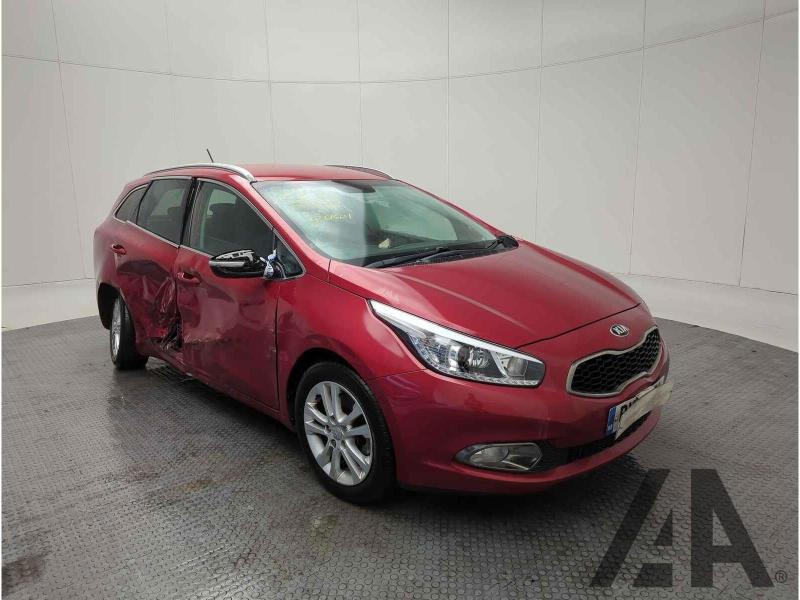 2014 KIA CEED CRDI 3 ECODYNAMICS 1582cc TURBO DIESEL MANUAL 6 Speed 5 DOOR ESTATE