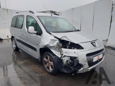 Image of 2011 PEUGEOT PARTNER TEPEE OUTDOOR HDI 1560cc TURBO DIESEL MANUAL 5 Speed 5 DOOR MPV