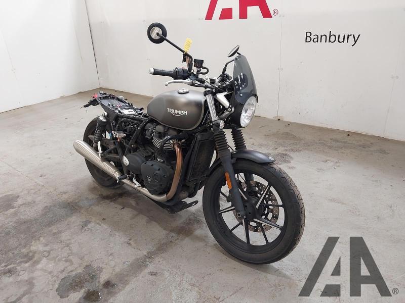 2019 TRIUMPH BONNEVILLE 900cc PETROL MOTORCYCLE