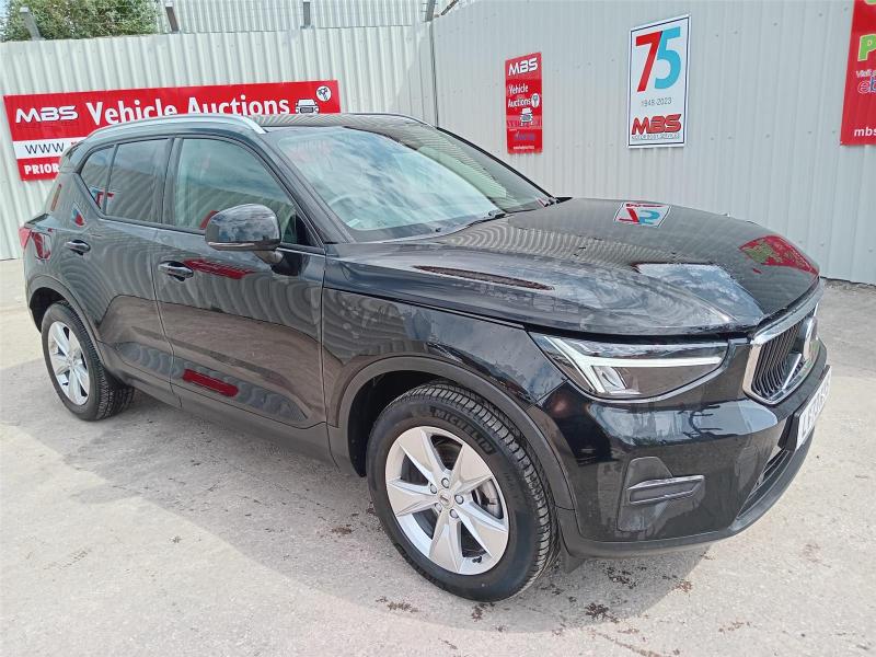 2023 VOLVO XC40 B3 CORE 1969cc TURBO HYBRID ELECTRIC SEMI AUTO 7 Speed Estate