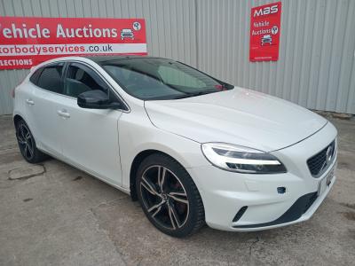 Image of 2017 VOLVO V40 T5 R-DESIGN PRO 1969cc TURBO PETROL AUTOMATIC 8 Speed 5 DOOR HATCHBACK