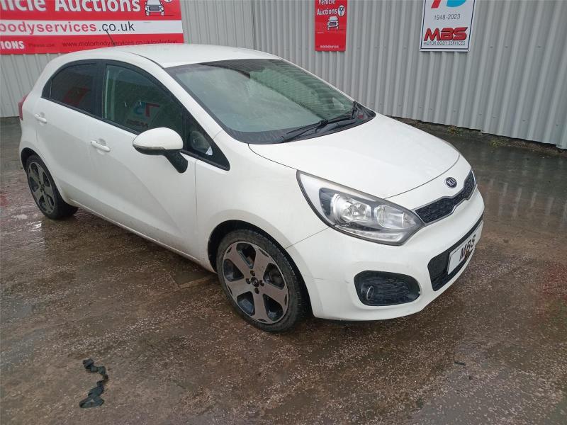2014 KIA RIO 3 ECODYNAMICS 1396cc PETROL MANUAL 6 Speed 5 DOOR HATCHBACK