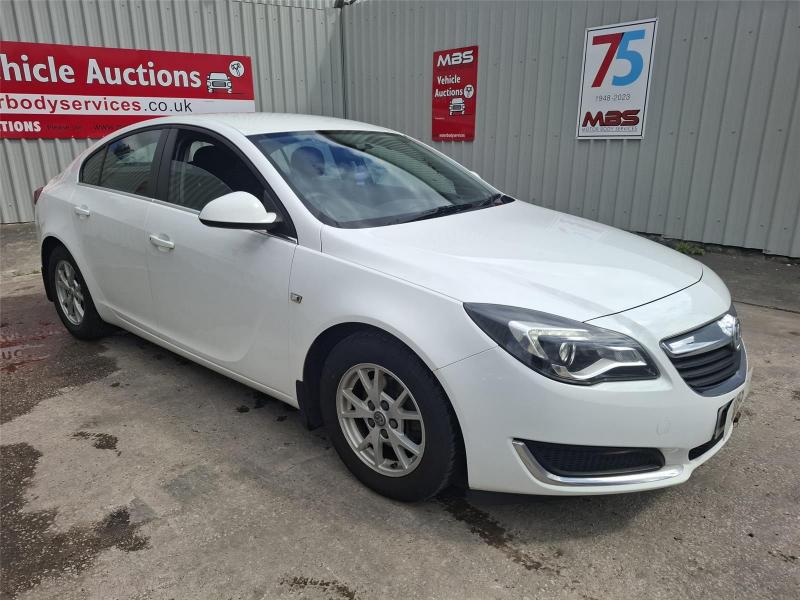 2015 VAUXHALL INSIGNIA DESIGN NAV CDTI ECOFLEX S/S 1956cc TURBO DIESEL MANUAL 5 DOOR HATCHBACK
