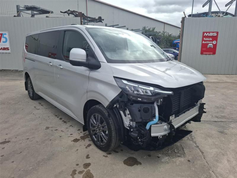 2026 FORD TOURNEO CUSTOM 340 TITANIUM ECOBOOST 2488cc PETROL/ELECTRIC CVT 5 DOOR MPV