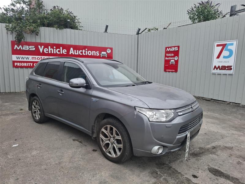 2015 MITSUBISHI OUTLANDER PHEV GX 4HS 1998cc PETROL/ELECTRIC CVT 5 DOOR ESTATE