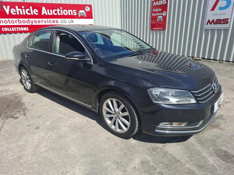 2014 VOLKSWAGEN PASSAT EXECUTIVE TDI BLUEMOTION TECHN 1968cc TURBO DIESEL SEMI AUTO 6 Speed 4 DOOR SALOON