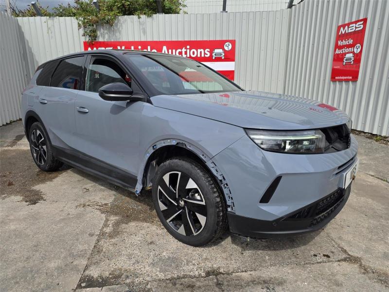 2025 VAUXHALL GRANDLAND GS 1199cc TURBO PETROL SEMI AUTO 5 DOOR HATCHBACK