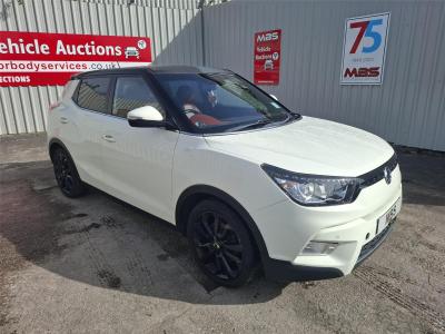 Image of 2015 SSANGYONG TIVOLI ELX 1597cc PETROL MANUAL 6 Speed 5 DOOR HATCHBACK