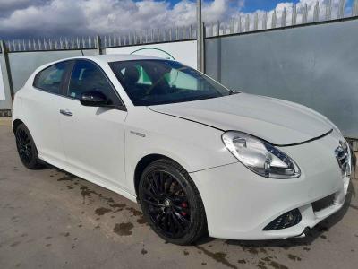 Image of 2011 Alfa Romeo Giulietta Jtdm-2 Veloce 1598cc Turbo Diesel Manual 6 Speed 6 Hatchback