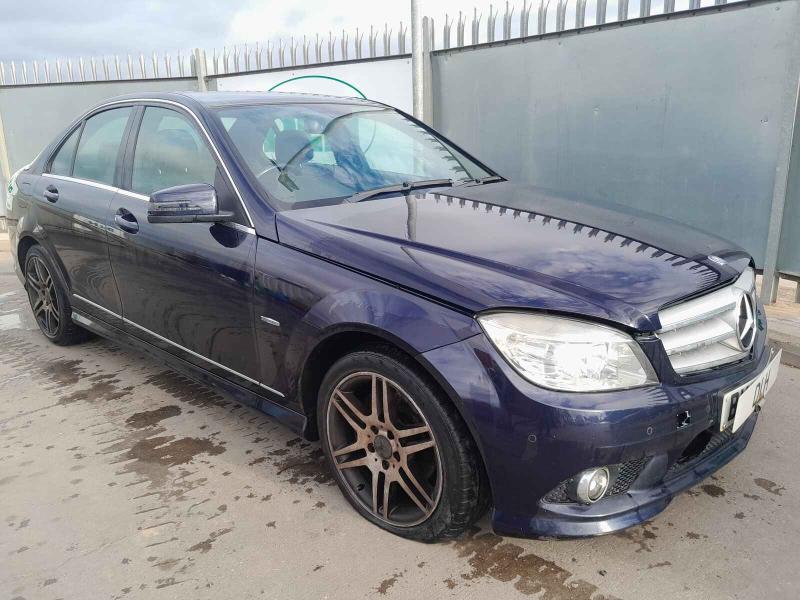 2009 Mercedes C-class C220 Cdi Blueefficiency Sport 2143cc Turbo Diesel Manual 6 Speed 6 Saloon