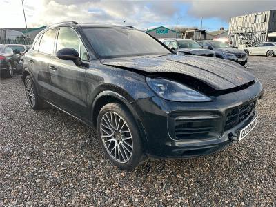 2023 PORSCHE CAYENNE V6 PLATINUM EDITION