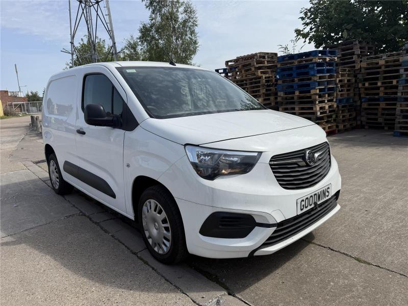 2019 VAUXHALL COMBO L1H1 2300 SPORTIVE S/S 1499cc TURBO DIESEL MANUAL 4 DOOR PANEL VAN