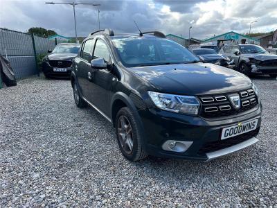 Image of 2017 DACIA SANDERO STEPWAY LAUREATE TCE 898cc TURBO PETROL MANUAL 5 DOOR HATCHBACK