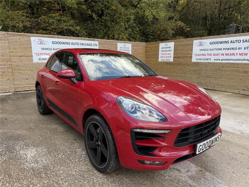 2017 PORSCHE MACAN D S PDK 2967cc TURBO DIESEL SEMI AUTO 5 DOOR ESTATE