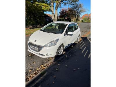 Image of 2013 63 PEUGEOT 208 ACTIVE 1199cc PETROL MANUAL 3 DOOR HATCHBACK