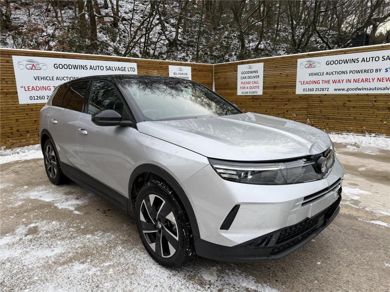 2025 VAUXHALL GRANDLAND ULTIMATE 1199cc TURBO PETROL SEMI AUTO 5 DOOR HATCHBACK