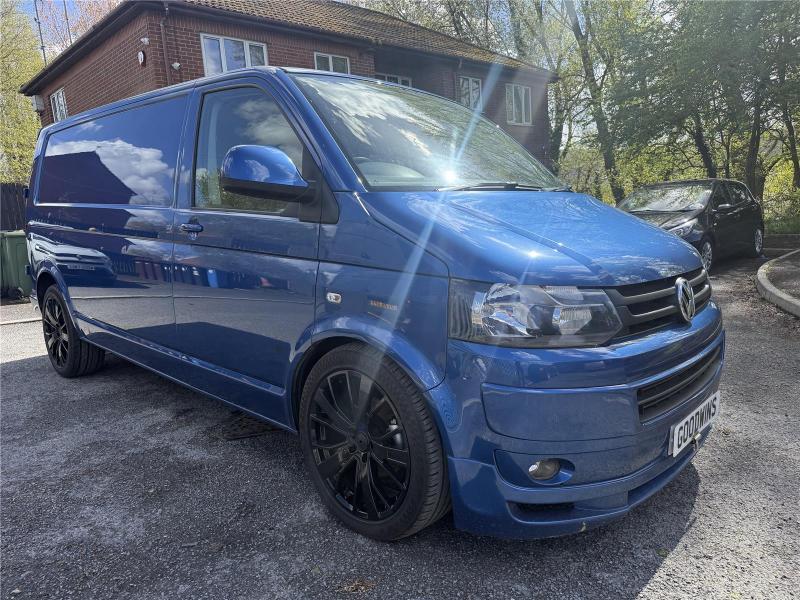 2015 VOLKSWAGEN TRANSPORTER T30 TDI HIGHLINE 1968cc TURBO DIESEL AUTOMATIC PANEL VAN