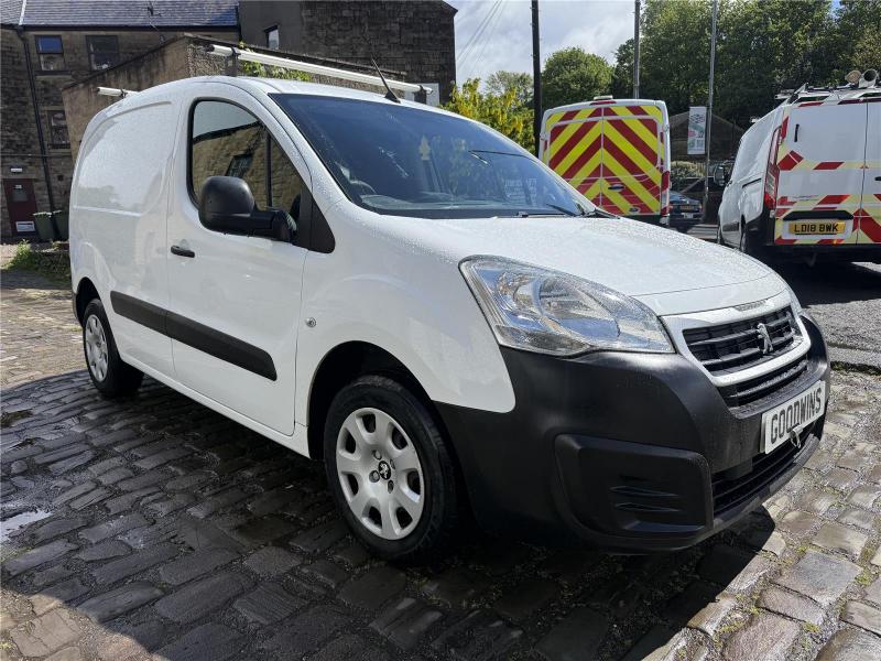 2017 PEUGEOT PARTNER BLUE HDI PROFESSIONAL L1 1560cc TURBO DIESEL MANUAL PANEL VAN