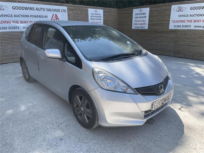 2015 HONDA JAZZ I-VTEC ES PLUS 1339cc PETROL CVT 5 DOOR HATCHBACK