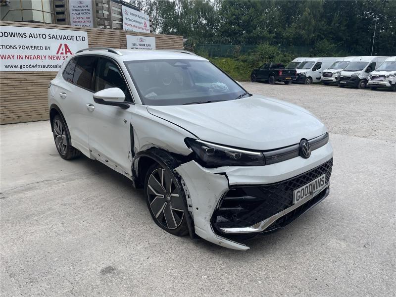 2026 VOLKSWAGEN TIGUAN R-LINE ETSI DSG 1498cc TURBO PETROL HYBRID SEMI AUTO 5 DOOR ESTATE