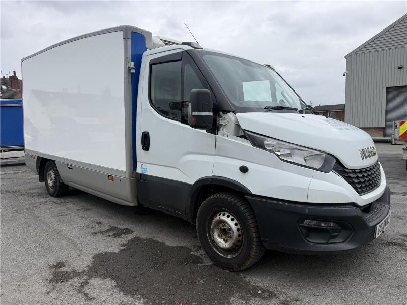 2021 IVECO DAILY 35S14 2287cc TURBO DIESEL AUTOMATIC CHASSIS CAB