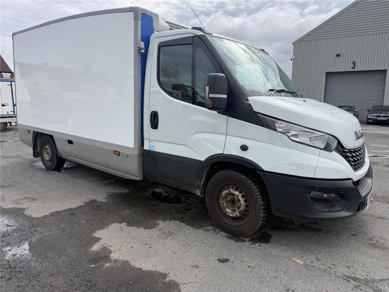 2021 IVECO DAILY 35S14 2287cc TURBO DIESEL AUTOMATIC CHASSIS CAB REFRIGERATED