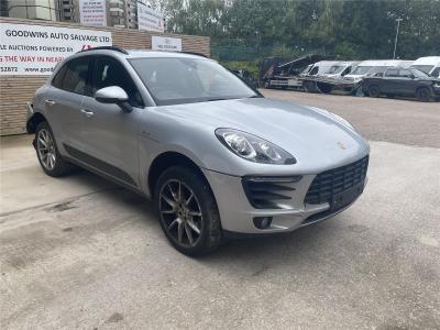 Image of 2014 PORSCHE MACAN D S PDK 2967cc TURBO DIESEL SEMI AUTO 5 DOOR ESTATE