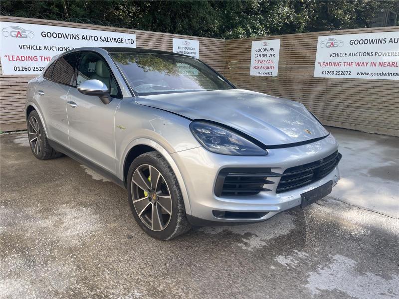 2019 69 PORSCHE CAYENNE V6 2995cc TURBO PETROL/ELECTRIC AUTOMATIC 4 DOOR COUPE
