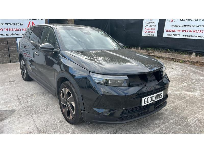 2025 75 VAUXHALL GRANDLAND ULTIMATE 1199cc TURBO PETROL HYBRID SEMI AUTO 5 DOOR HATCHBACK