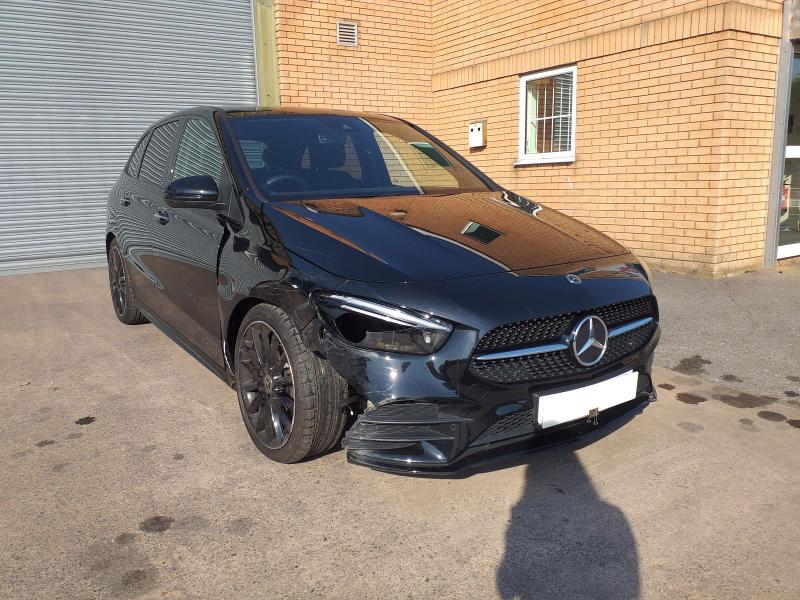 2022 Mercedes B-class B 200 Amg Line Premium Plus Night Edition 1332cc Turbo Petrol Semi Auto 7 Speed 7 Mpv