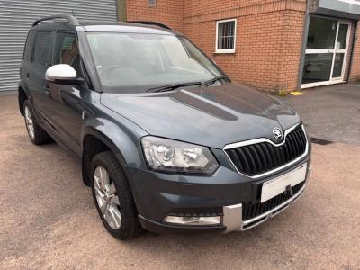 Image of 2015 Skoda Yeti Outdoor Se L Tdi Dsg Scr 1968cc Turbo Diesel Semi Auto 6 Speed 6 Hatchback