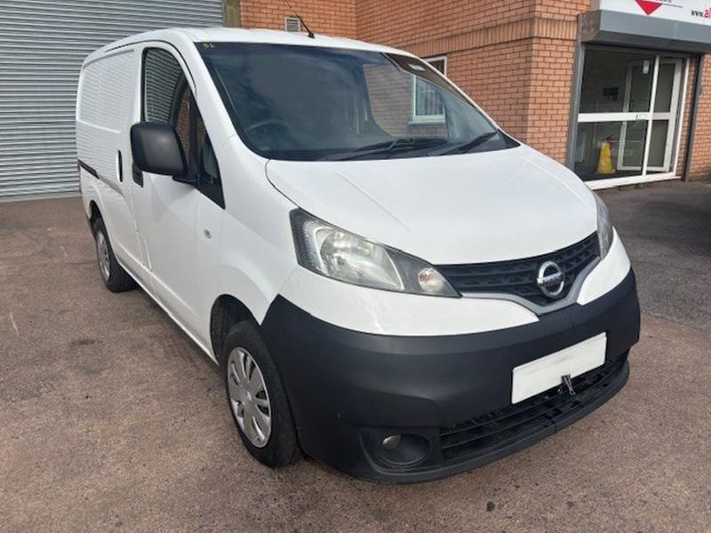 2015 Nissan Nv200 Dci Acenta 1461cc Turbo Diesel Manual 5 Speed 5 Car Derived Van