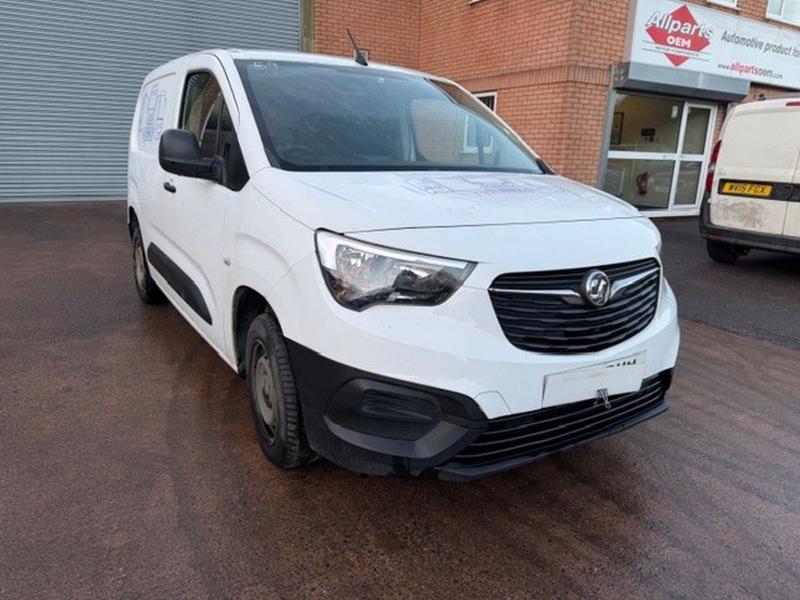 2022 Vauxhall Combo L1h1 2000 Dynamic 1499cc Turbo Diesel Manual 5 Speed 5 Panel Van