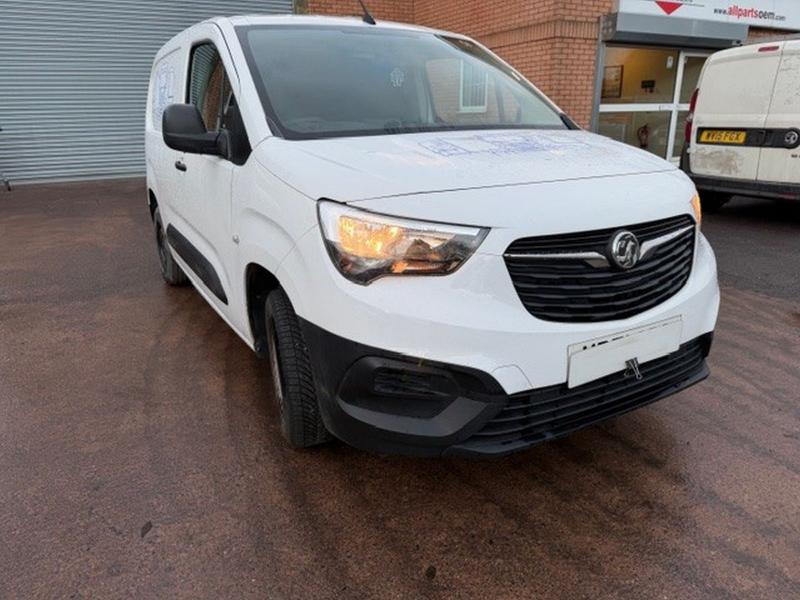 2022 Vauxhall Combo L1h1 2000 Dynamic 1499cc Turbo Diesel Manual 5 Speed 5 Panel Van