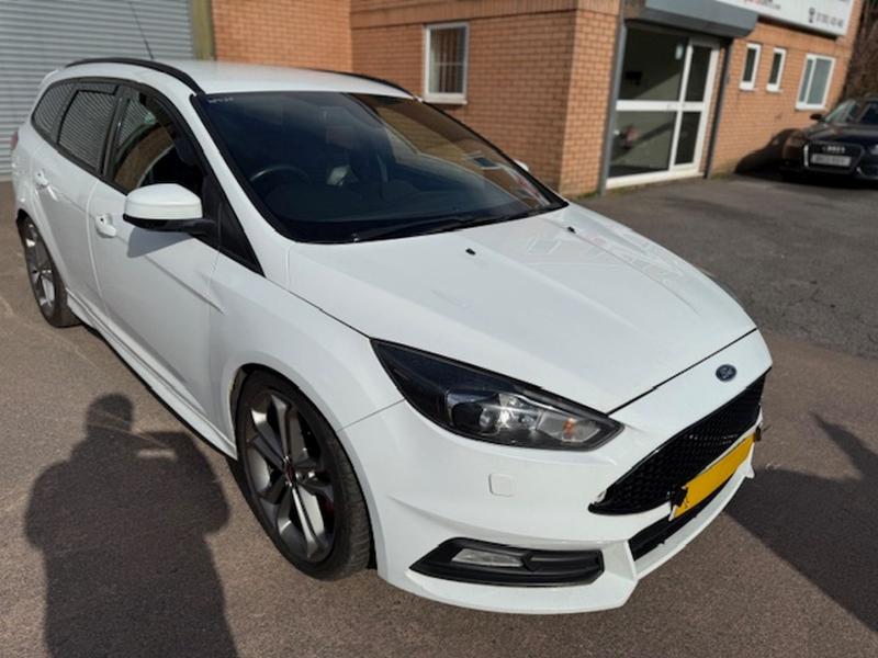 2017 Ford Focus St-3 Tdci 1997cc Turbo Diesel Automatic 6 Speed 6 Estate