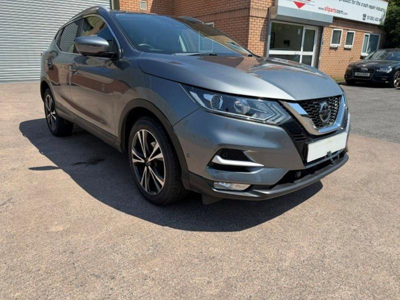 2018 Nissan Qashqai Dig-t N-connecta 1332cc Turbo Petrol Manual 6 Speed 6 Hatchback