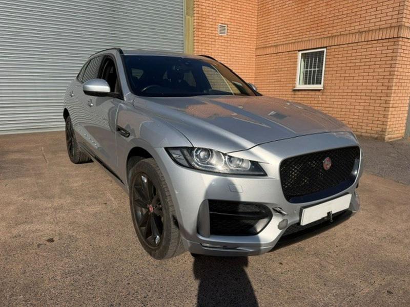2017 Jaguar F-pace R-sport Awd 1999cc Turbo Diesel Automatic 8 Speed 8 Estate