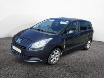 2013 Peugeot 5008 Access hdi