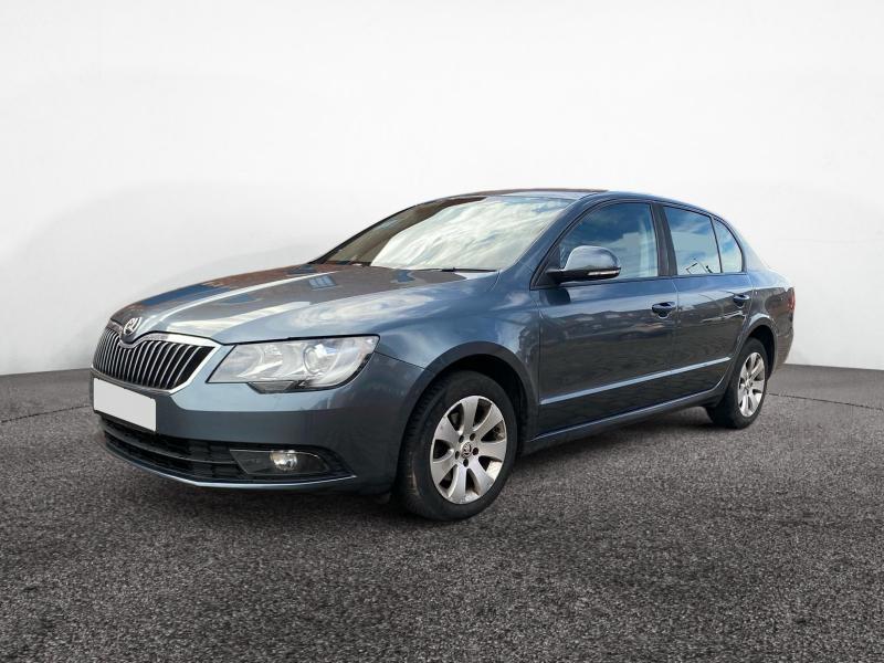 2015 Skoda Superb Elegance tdi cr 1598cc Turbo Diesel Manual 6 Speed Hatchback