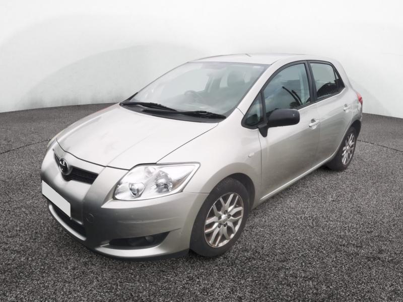 2007 Toyota Auris tr Vvt-i s-a 1598cc Petrol Semi Automatic 5 Speed Hatchback