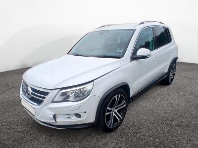 2010 Volkswagen Tiguan Summit tdi 4mot a